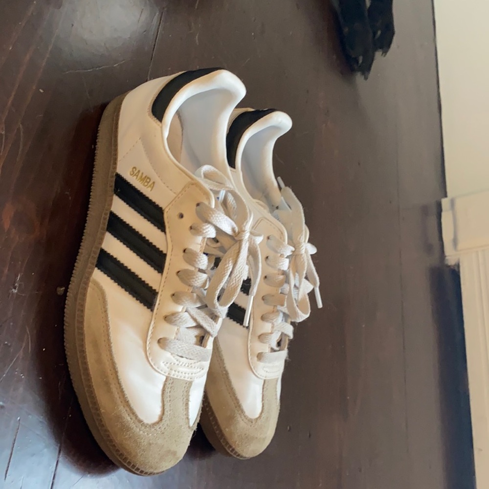 White adidas sambas